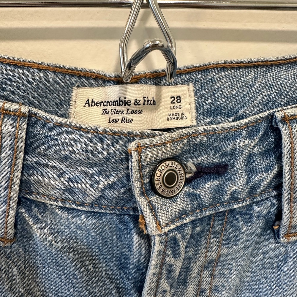 Low Rise Abercrombie & Fitch Denim